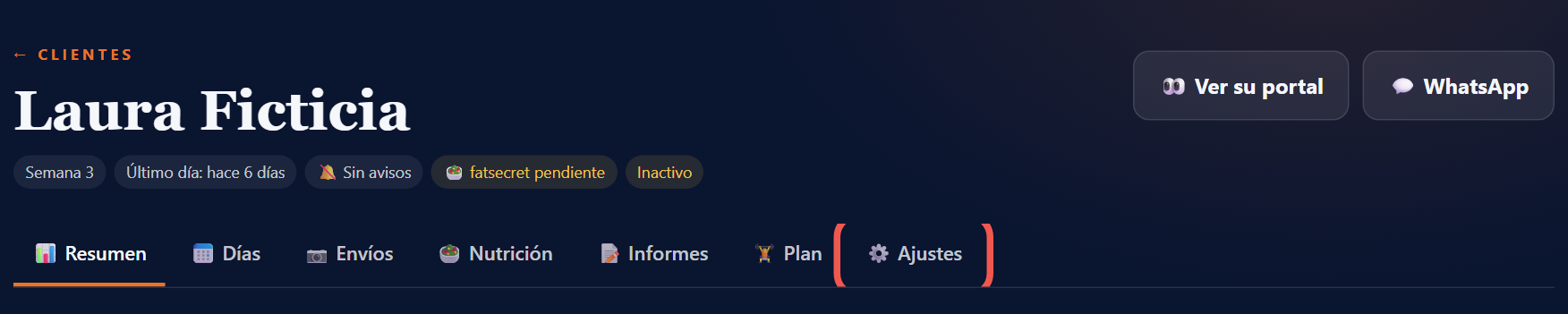 Ficha del cliente con la pestaña Ajustes marcada en rojo